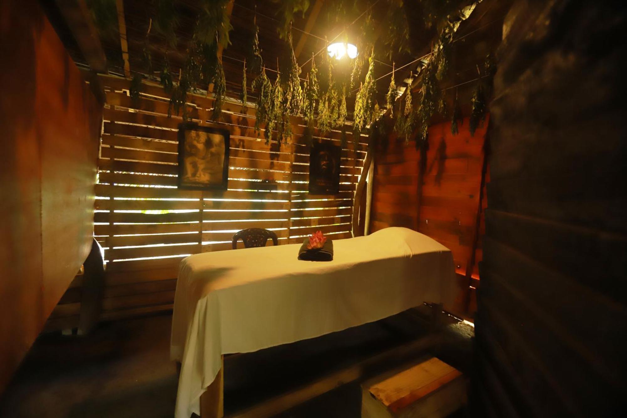 Dinna Nature Hostel Σιγκιρίγια Εξωτερικό φωτογραφία