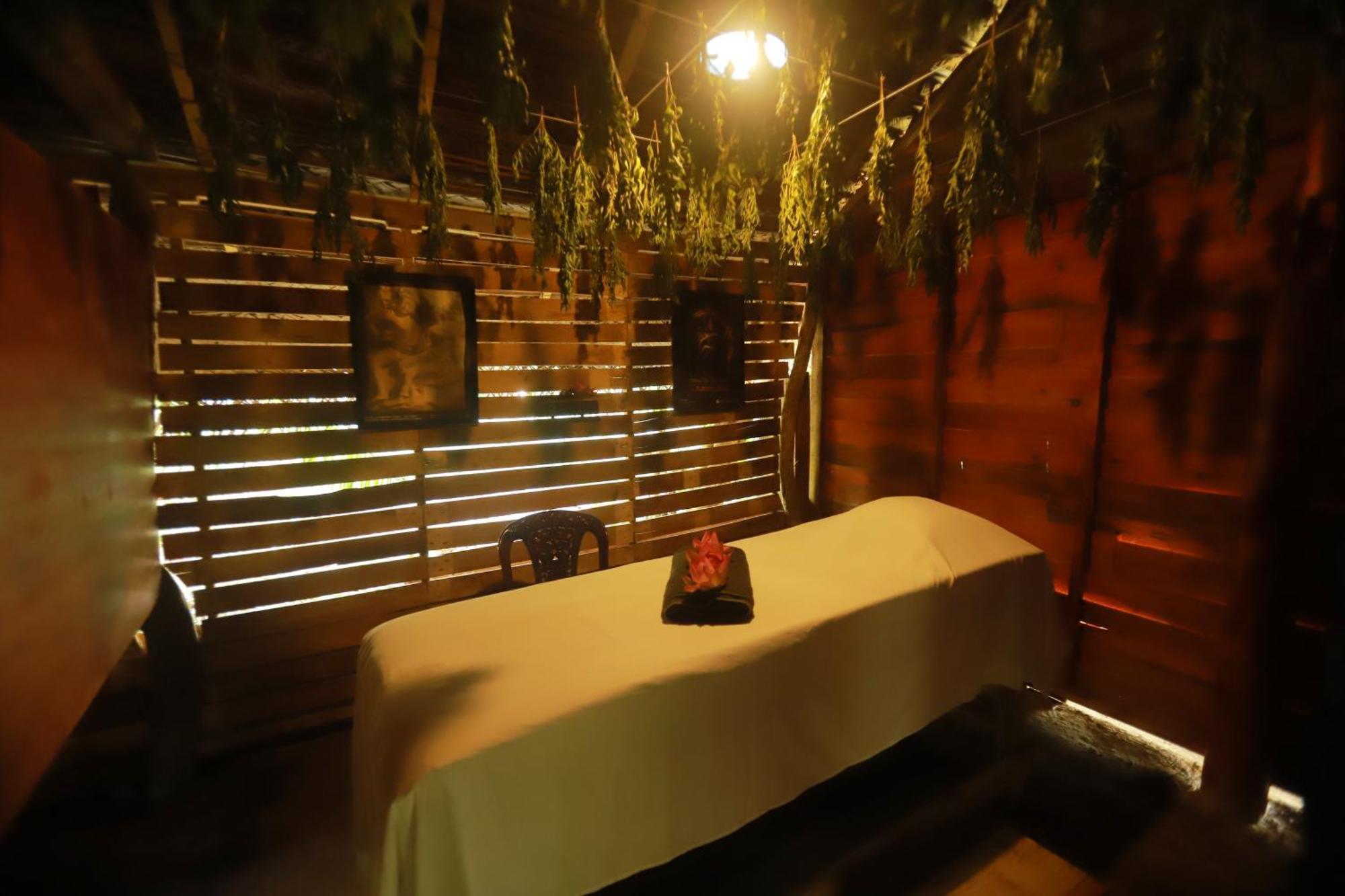 Dinna Nature Hostel Σιγκιρίγια Εξωτερικό φωτογραφία