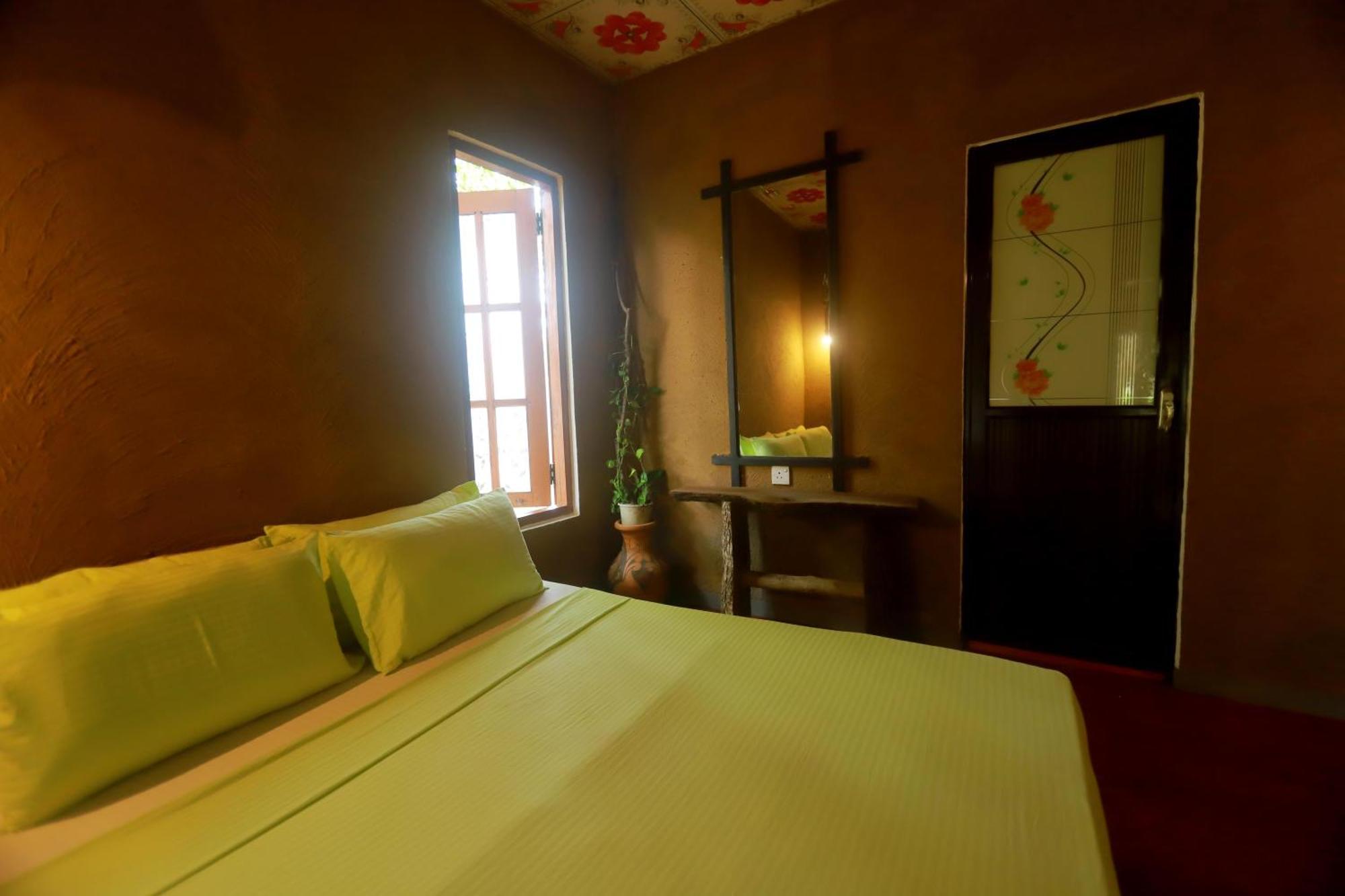 Dinna Nature Hostel Σιγκιρίγια Εξωτερικό φωτογραφία